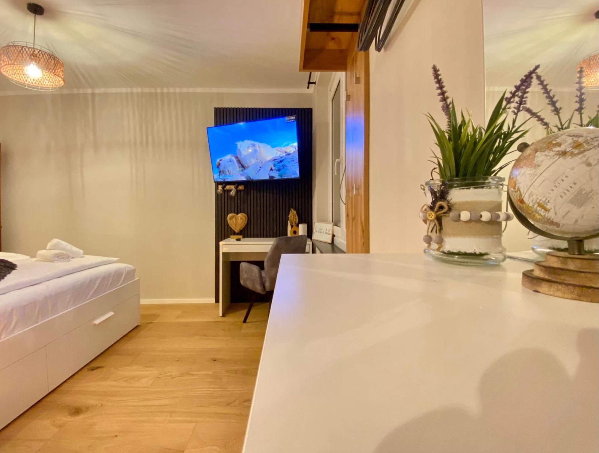 Bamo Studio - City Living Arkaden Apartman Klagenfurt am Woerthersee Kültér fotó